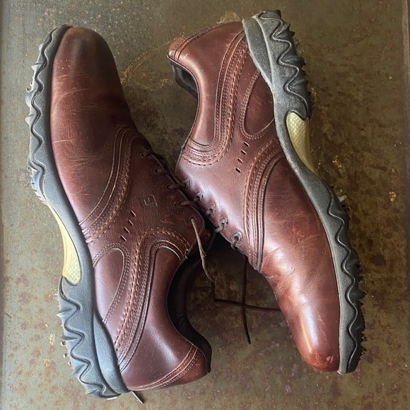 FootJoy Contour Series Men’s Brown Leather Golf LaceUp Oxfords. #54049.  11 1/2